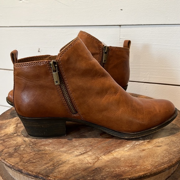Lucky Brand Basel Booties - Sz: 7, Cognac, Leather - Picture 4 of 15